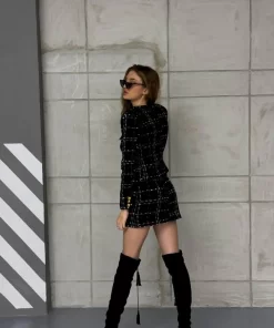 Regular Fit Ekose Desenli Kısa Boy Takma Kol Bisiklet Yaka Siyah Renk Beyaz Çizgili Kadın Ceket Etek